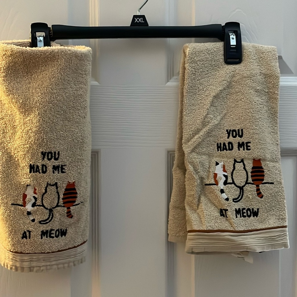 Cat kitchen towels